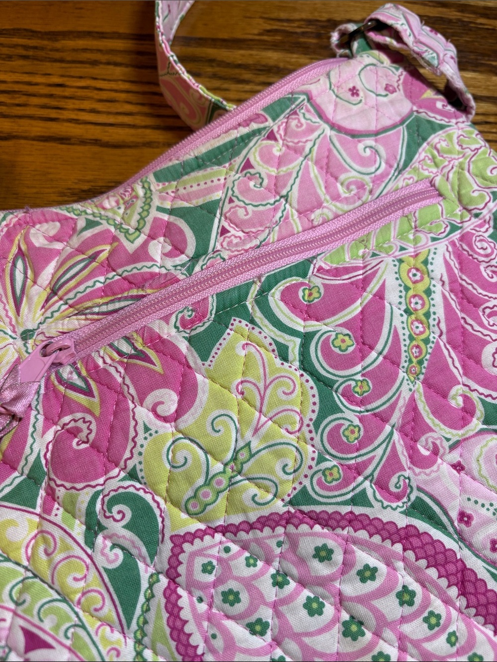 Vera Bradley Pink, Green and White Quilted Crossbody Bag - Picture 3 of 4